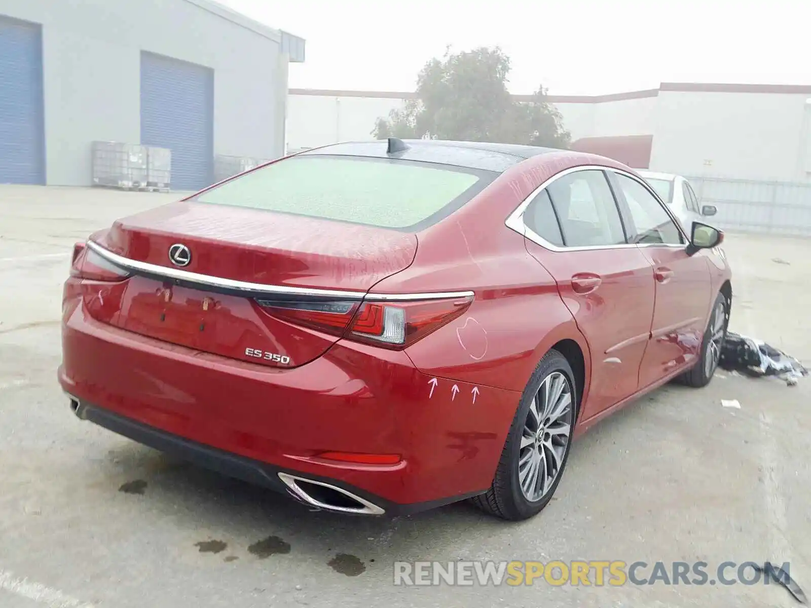 4 Photograph of a damaged car JTHBZ1B17K2001971 LEXUS ES350 2019