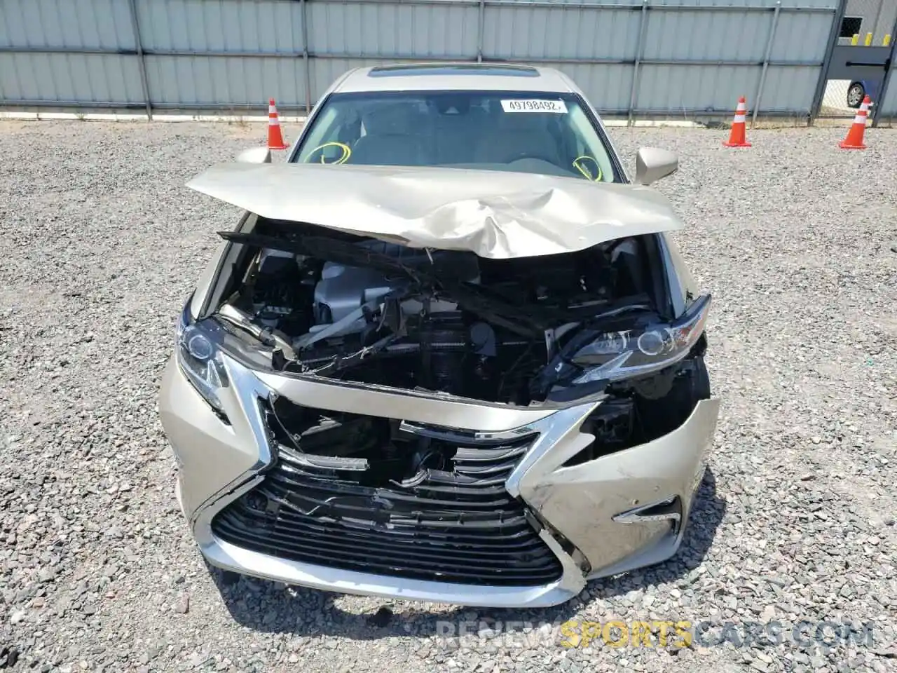 9 Photograph of a damaged car 58ABK1GG6JU088918 LEXUS ES350 2020