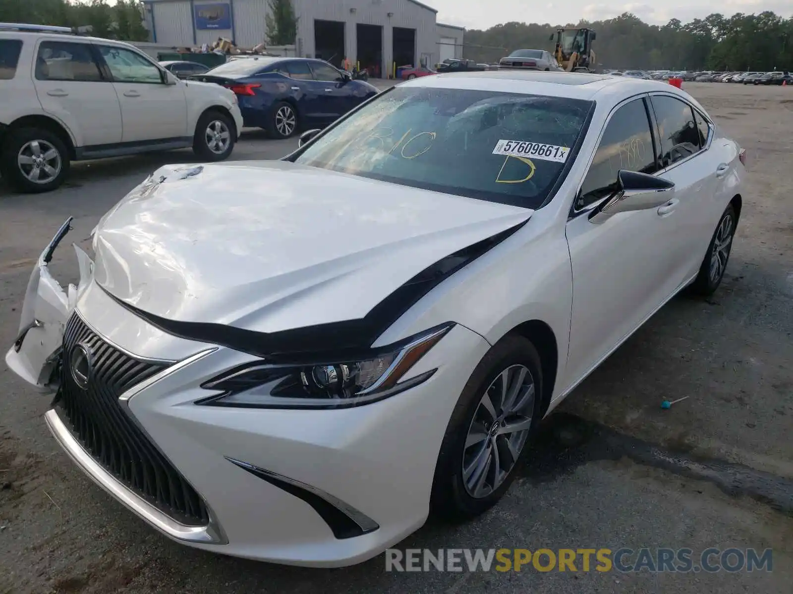 2 Photograph of a damaged car 58ACZ1B10LU067469 LEXUS ES350 2020