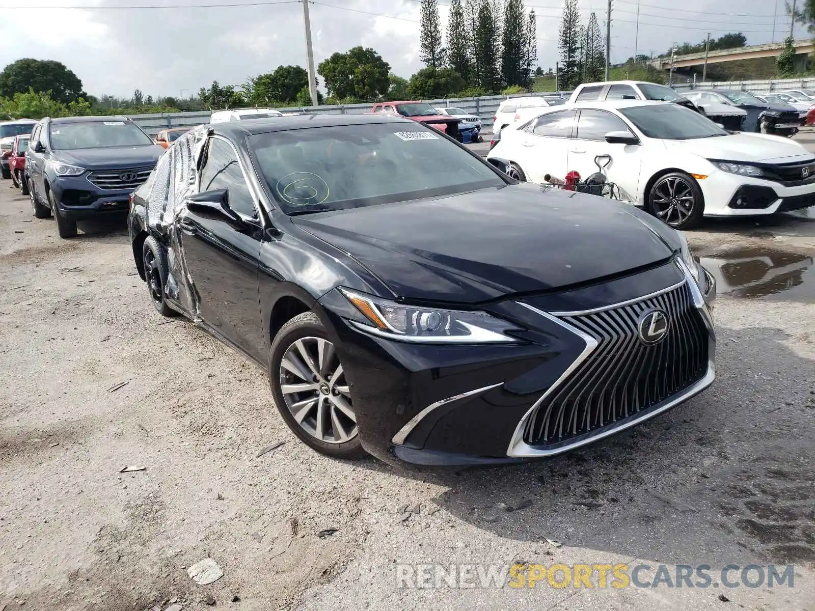 1 Photograph of a damaged car 58ACZ1B11LU076097 LEXUS ES350 2020