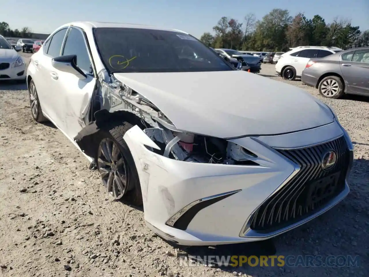 1 Photograph of a damaged car 58ACZ1B12LU075234 LEXUS ES350 2020