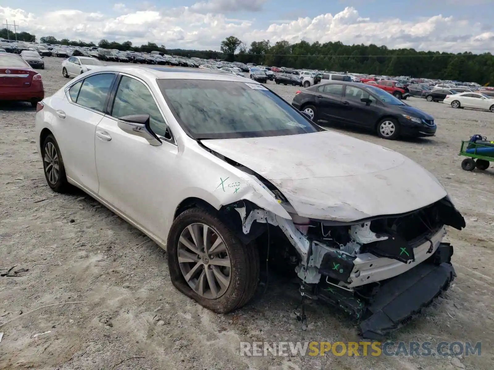 1 Photograph of a damaged car 58ACZ1B13LU059866 LEXUS ES350 2020