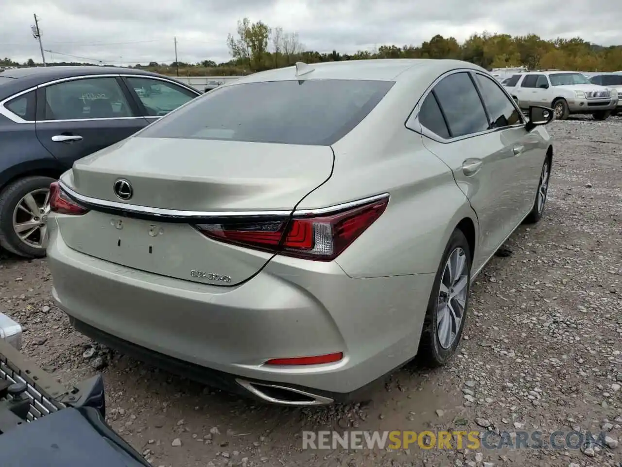 4 Photograph of a damaged car 58ACZ1B17LU074516 LEXUS ES350 2020