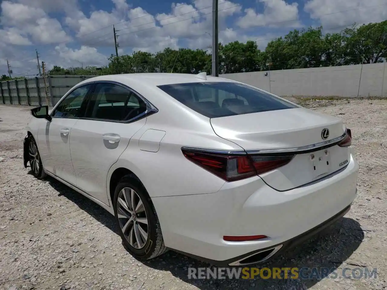 3 Photograph of a damaged car 58ACZ1B17LU074595 LEXUS ES350 2020