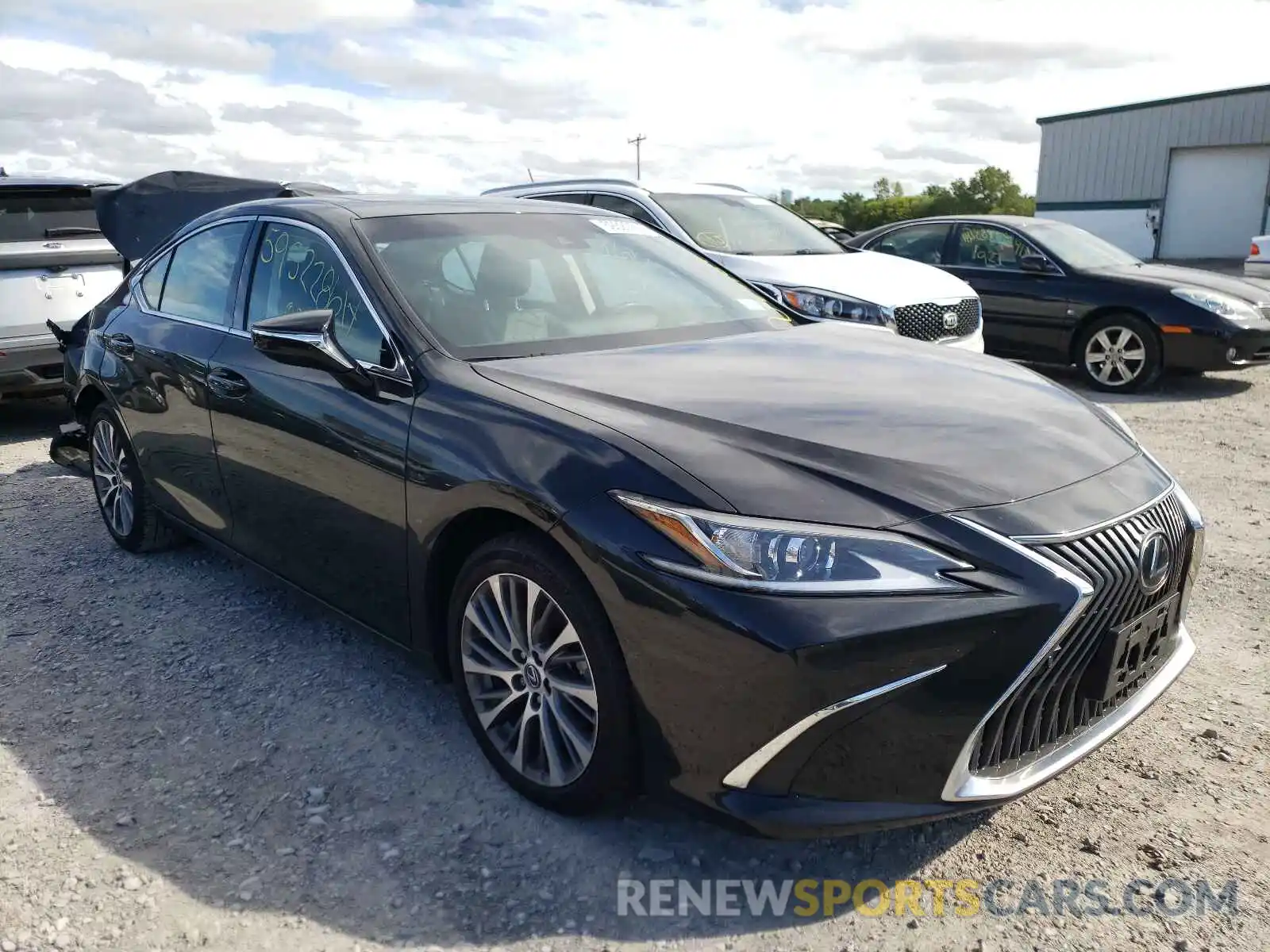 1 Photograph of a damaged car 58ADZ1B10LU056279 LEXUS ES350 2020