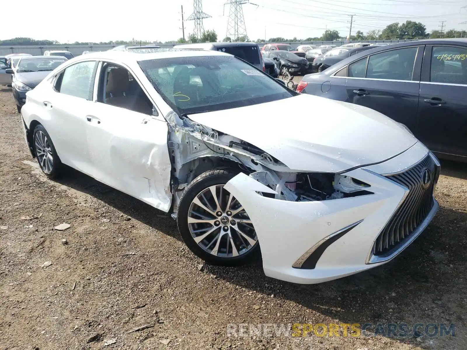 1 Photograph of a damaged car 58ADZ1B10LU058792 LEXUS ES350 2020