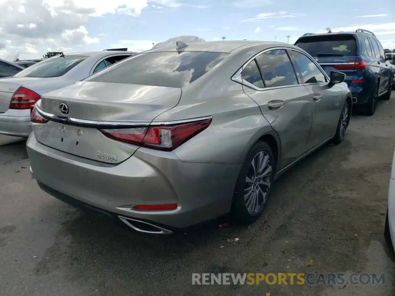 4 Фотография поврежденного автомобиля 58ADZ1B10LU063801 LEXUS ES350 2020