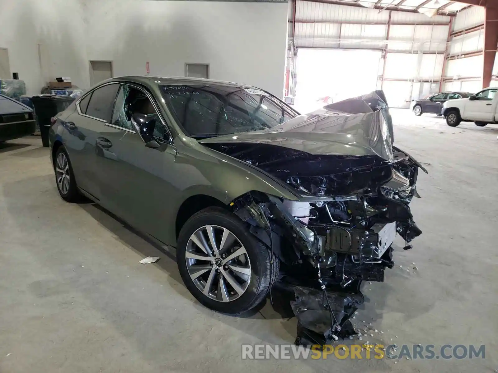 1 Photograph of a damaged car 58ADZ1B11LU051835 LEXUS ES350 2020