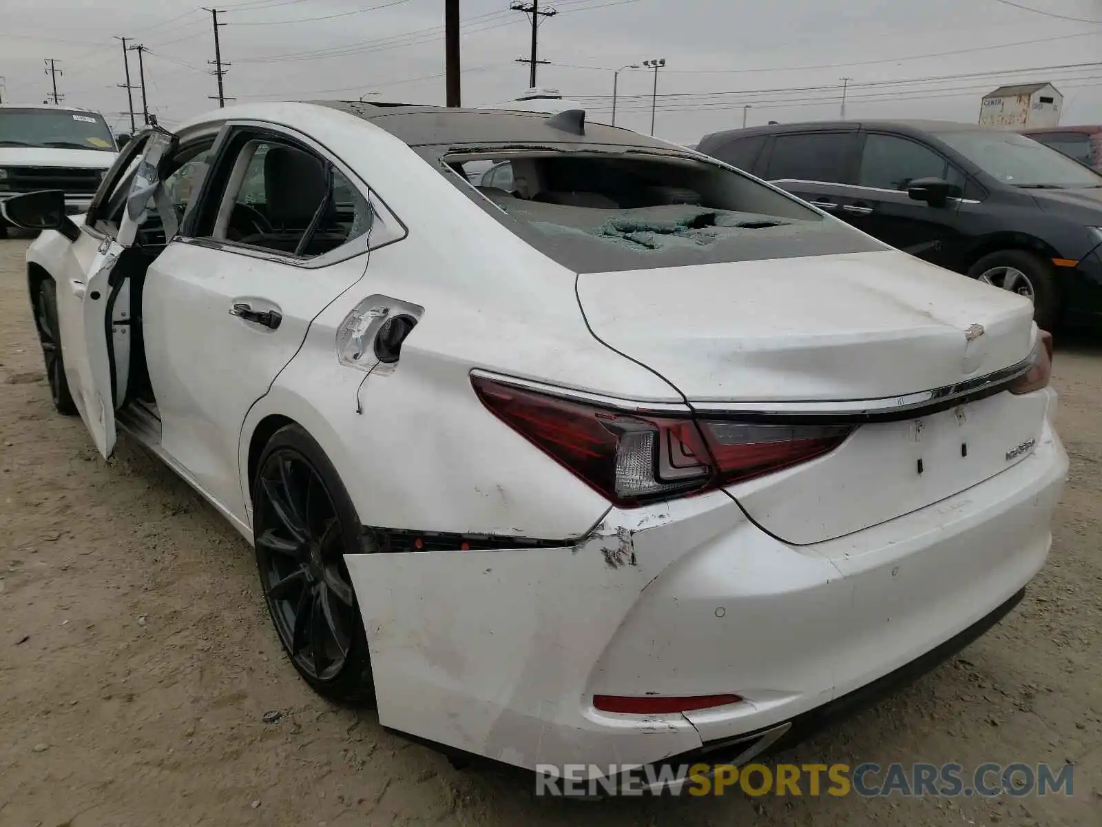 3 Photograph of a damaged car 58ADZ1B11LU060115 LEXUS ES350 2020