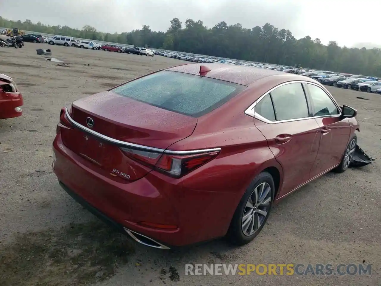 4 Photograph of a damaged car 58ADZ1B11LU060860 LEXUS ES350 2020