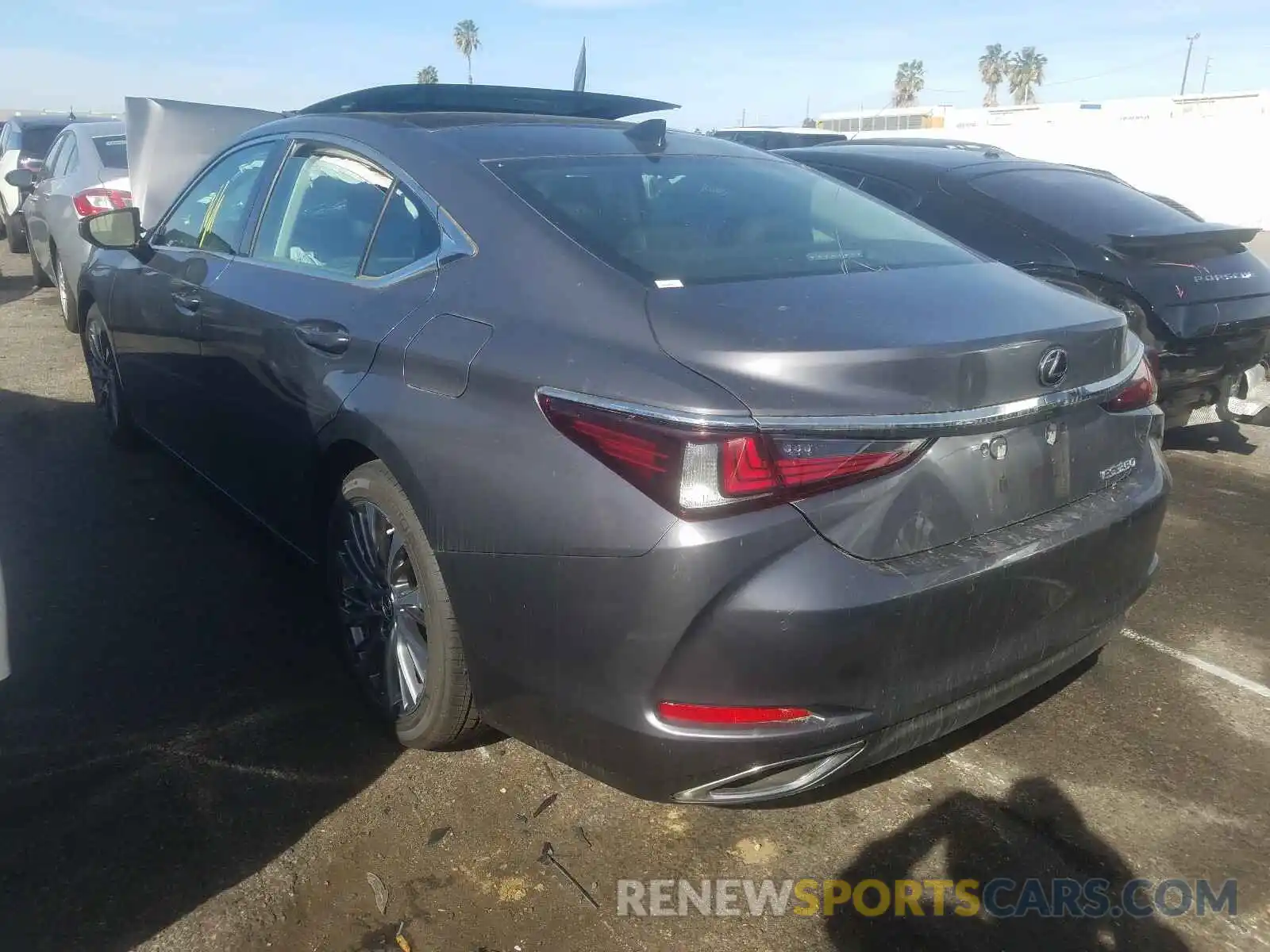 3 Photograph of a damaged car 58ADZ1B11LU061863 LEXUS ES350 2020