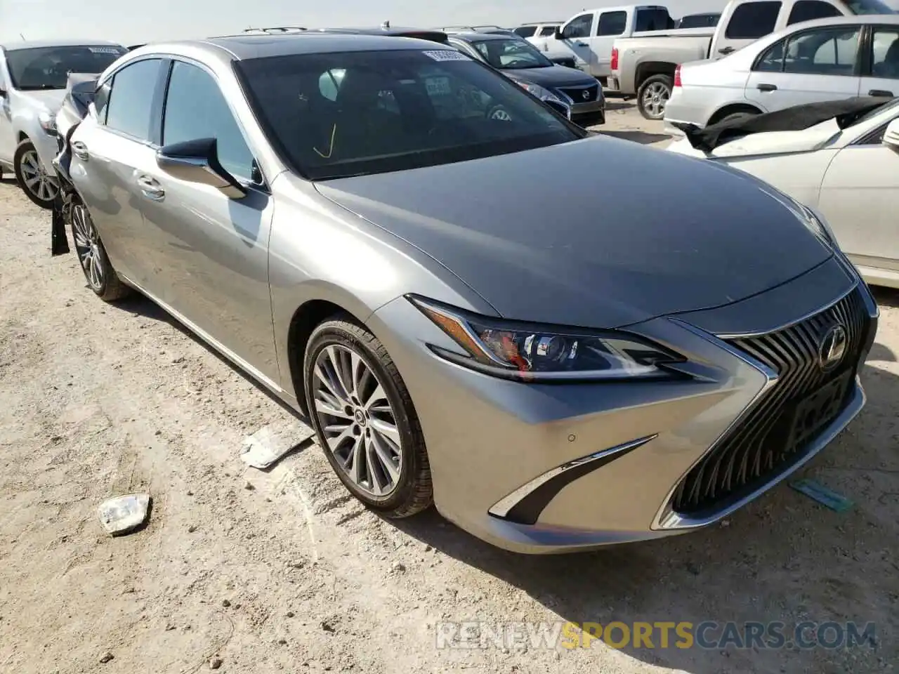 1 Photograph of a damaged car 58ADZ1B11LU065041 LEXUS ES350 2020