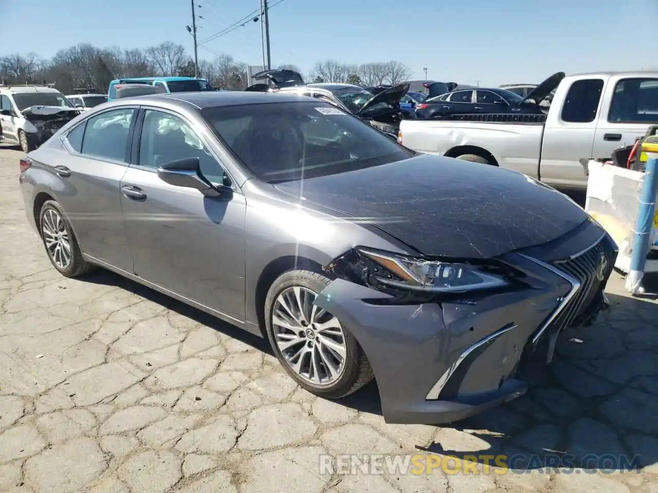 4 Photograph of a damaged car 58ADZ1B11LU066691 LEXUS ES350 2020