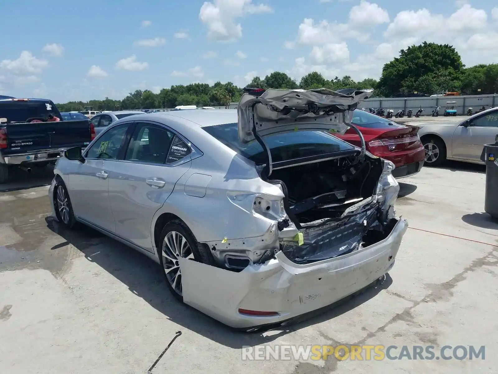 3 Photograph of a damaged car 58ADZ1B11LU066965 LEXUS ES350 2020