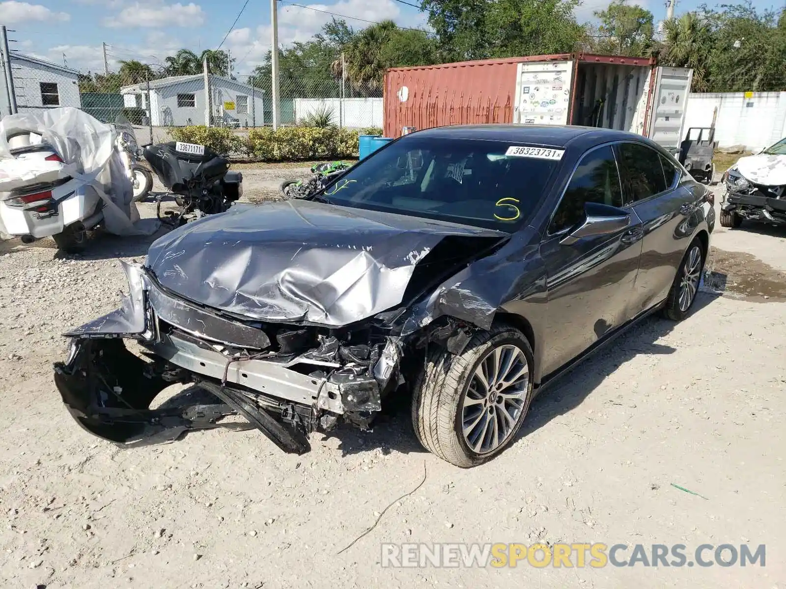 2 Photograph of a damaged car 58ADZ1B11LU081238 LEXUS ES350 2020