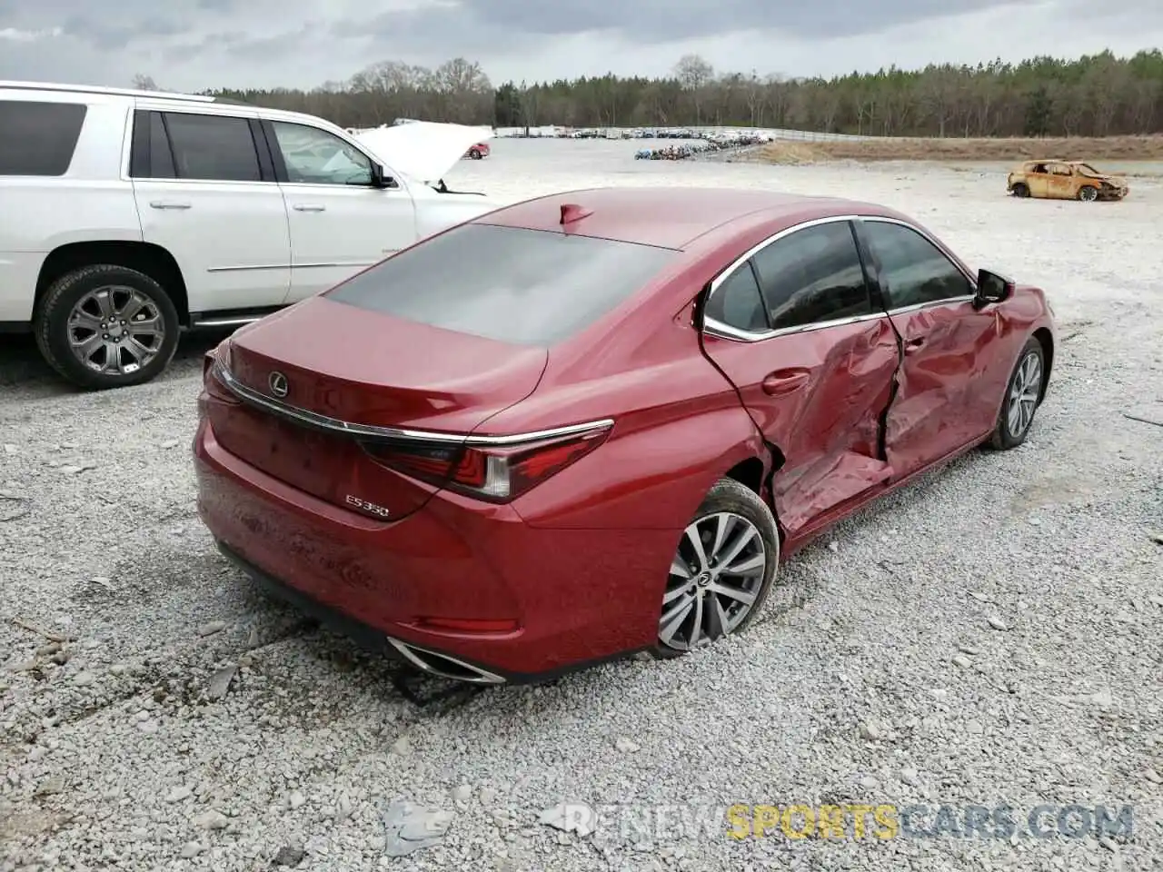 4 Photograph of a damaged car 58ADZ1B12LU054680 LEXUS ES350 2020