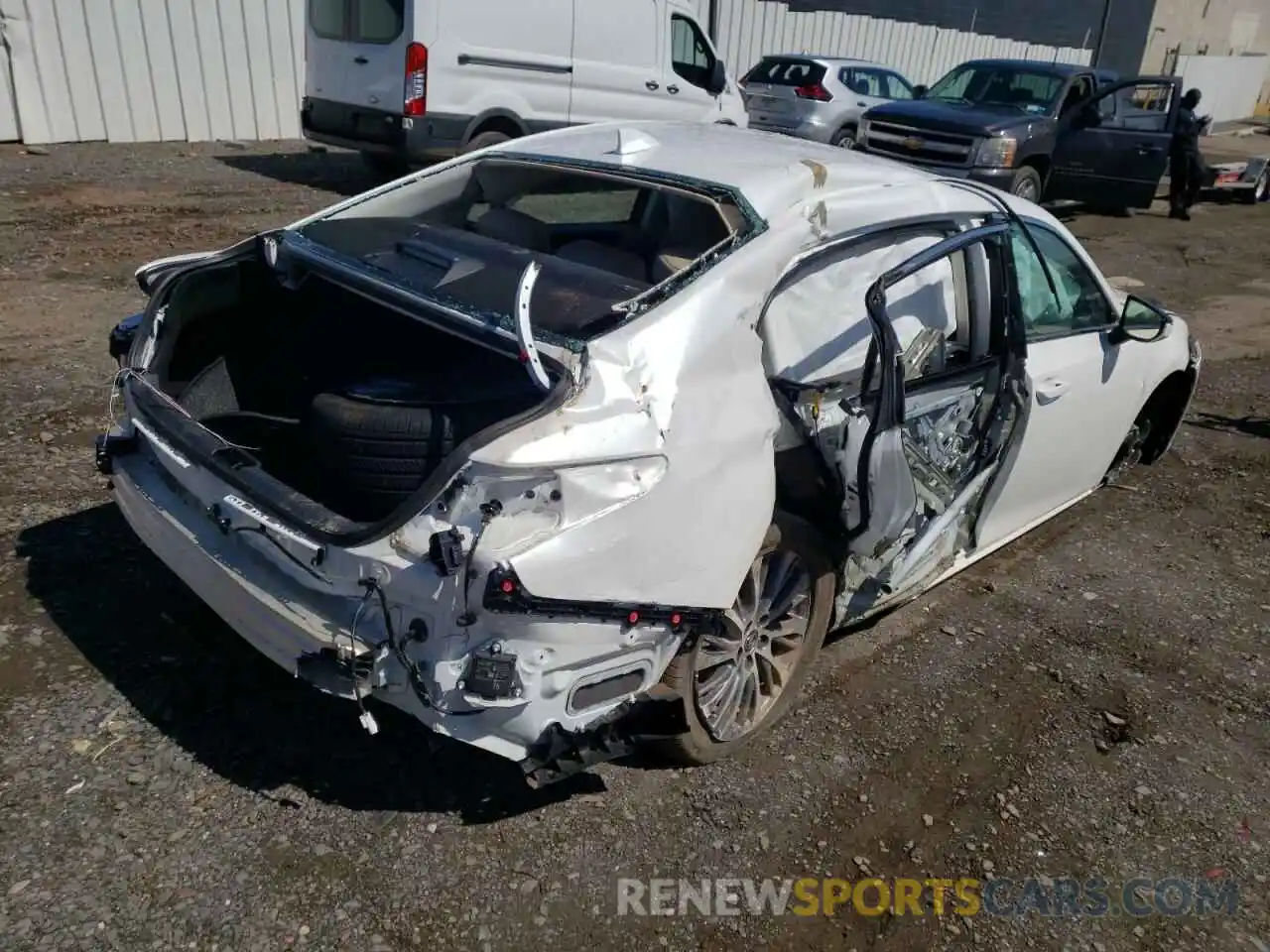 4 Photograph of a damaged car 58ADZ1B12LU056686 LEXUS ES350 2020