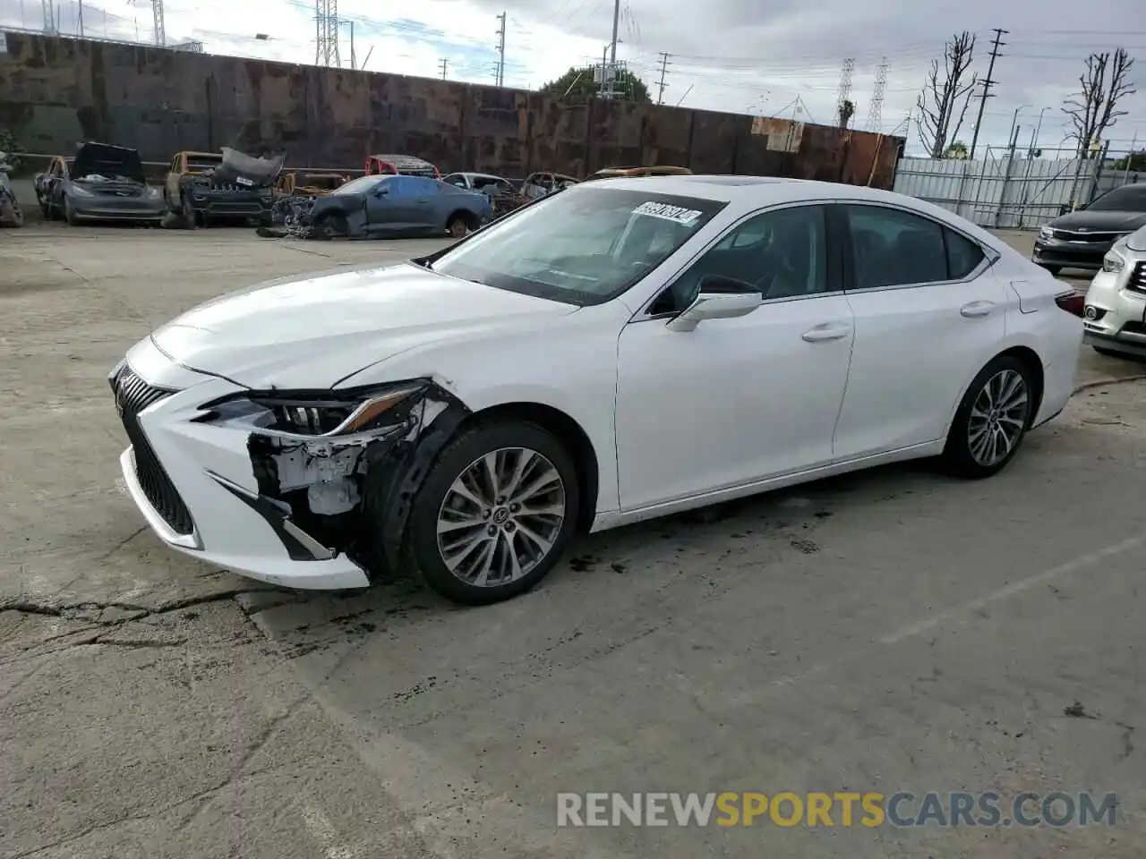 1 Photograph of a damaged car 58ADZ1B12LU066781 LEXUS ES350 2020