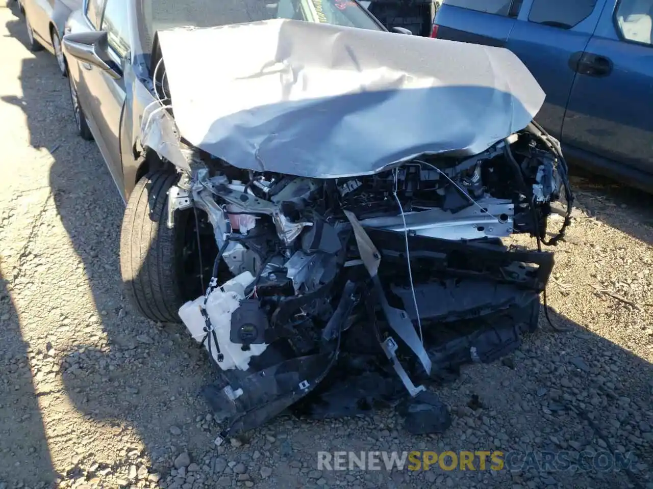 9 Photograph of a damaged car 58ADZ1B12LU068644 LEXUS ES350 2020