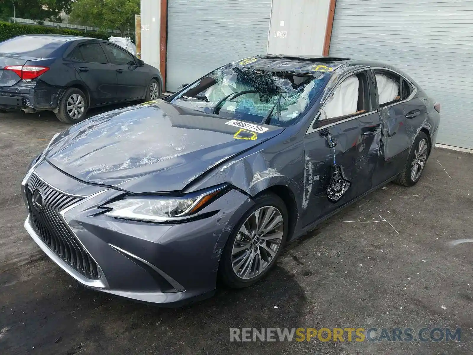 2 Photograph of a damaged car 58ADZ1B12LU069356 LEXUS ES350 2020