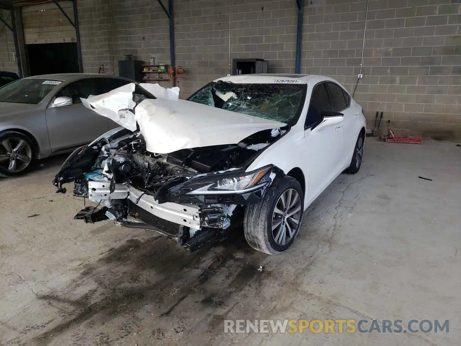 2 Photograph of a damaged car 58ADZ1B13LU057703 LEXUS ES350 2020