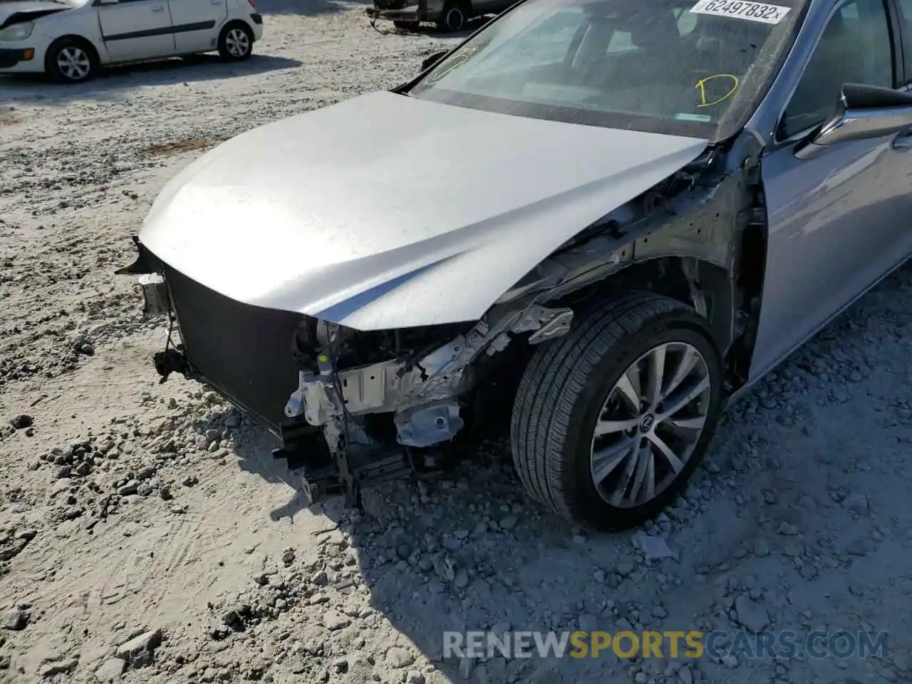 9 Photograph of a damaged car 58ADZ1B13LU060410 LEXUS ES350 2020