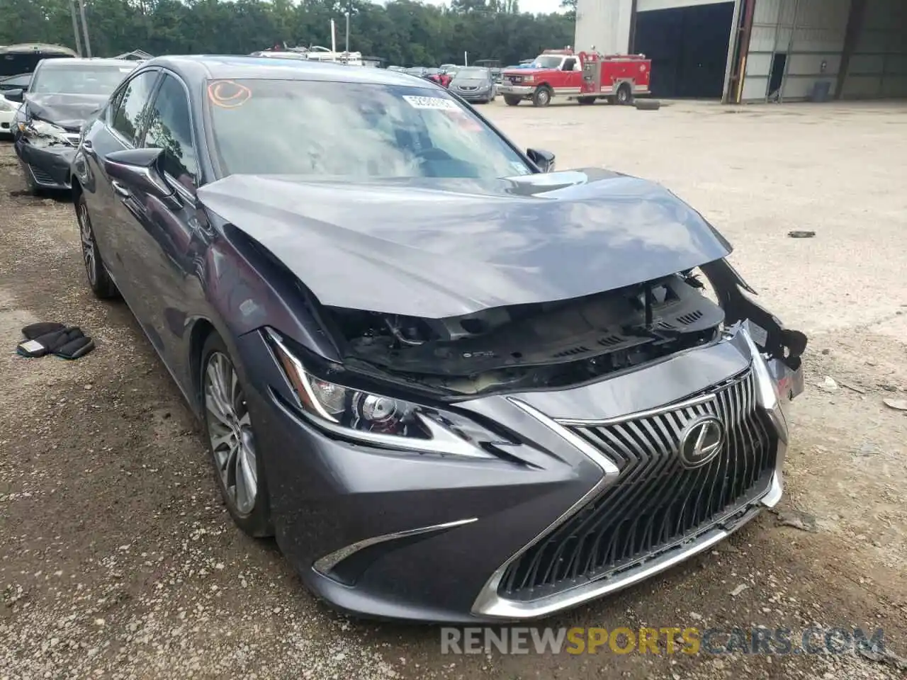 1 Photograph of a damaged car 58ADZ1B13LU065851 LEXUS ES350 2020