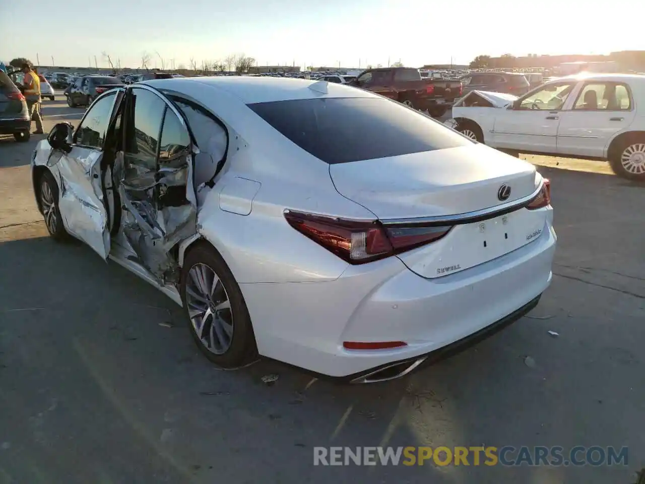 3 Photograph of a damaged car 58ADZ1B14LU052865 LEXUS ES350 2020