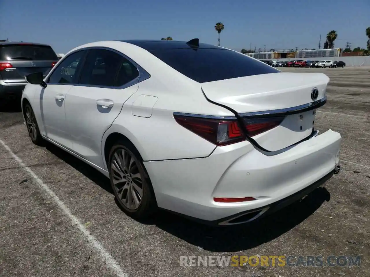 3 Photograph of a damaged car 58ADZ1B15LU059825 LEXUS ES350 2020