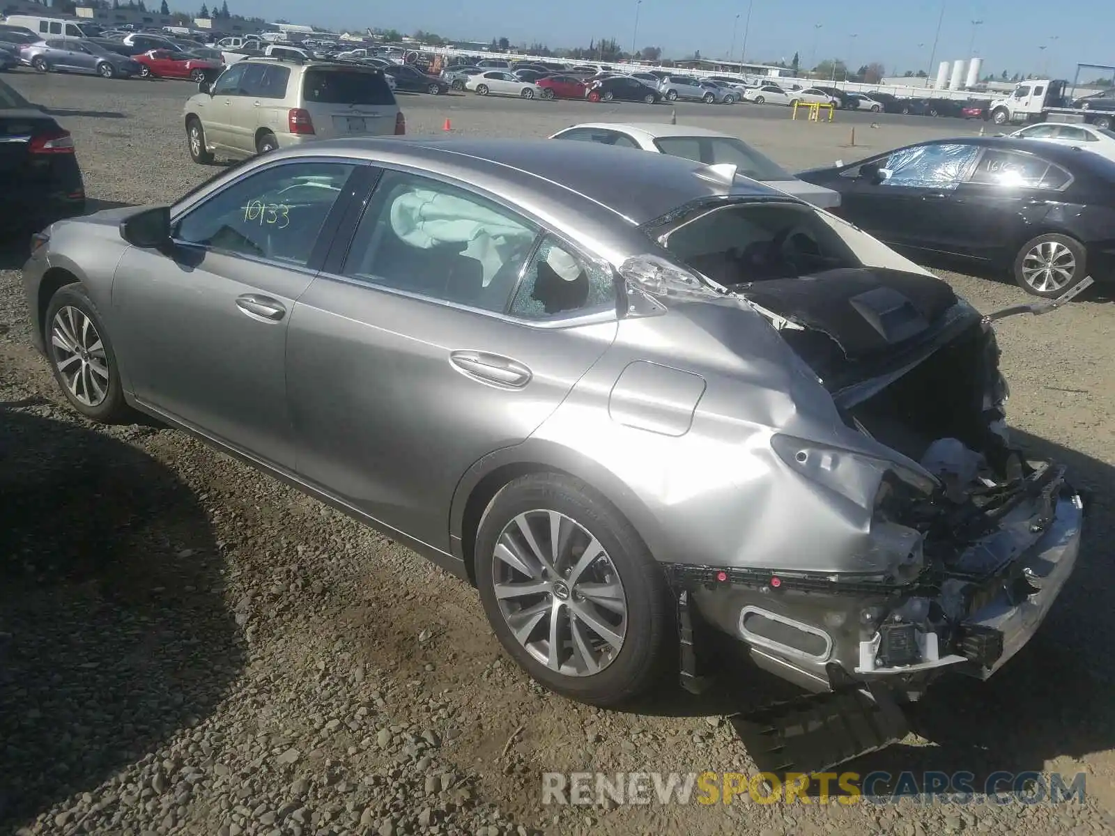 3 Photograph of a damaged car 58ADZ1B15LU061106 LEXUS ES350 2020