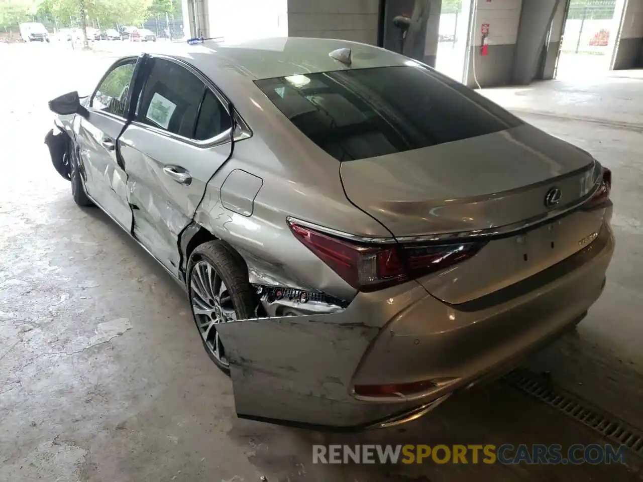 3 Photograph of a damaged car 58ADZ1B15LU072400 LEXUS ES350 2020