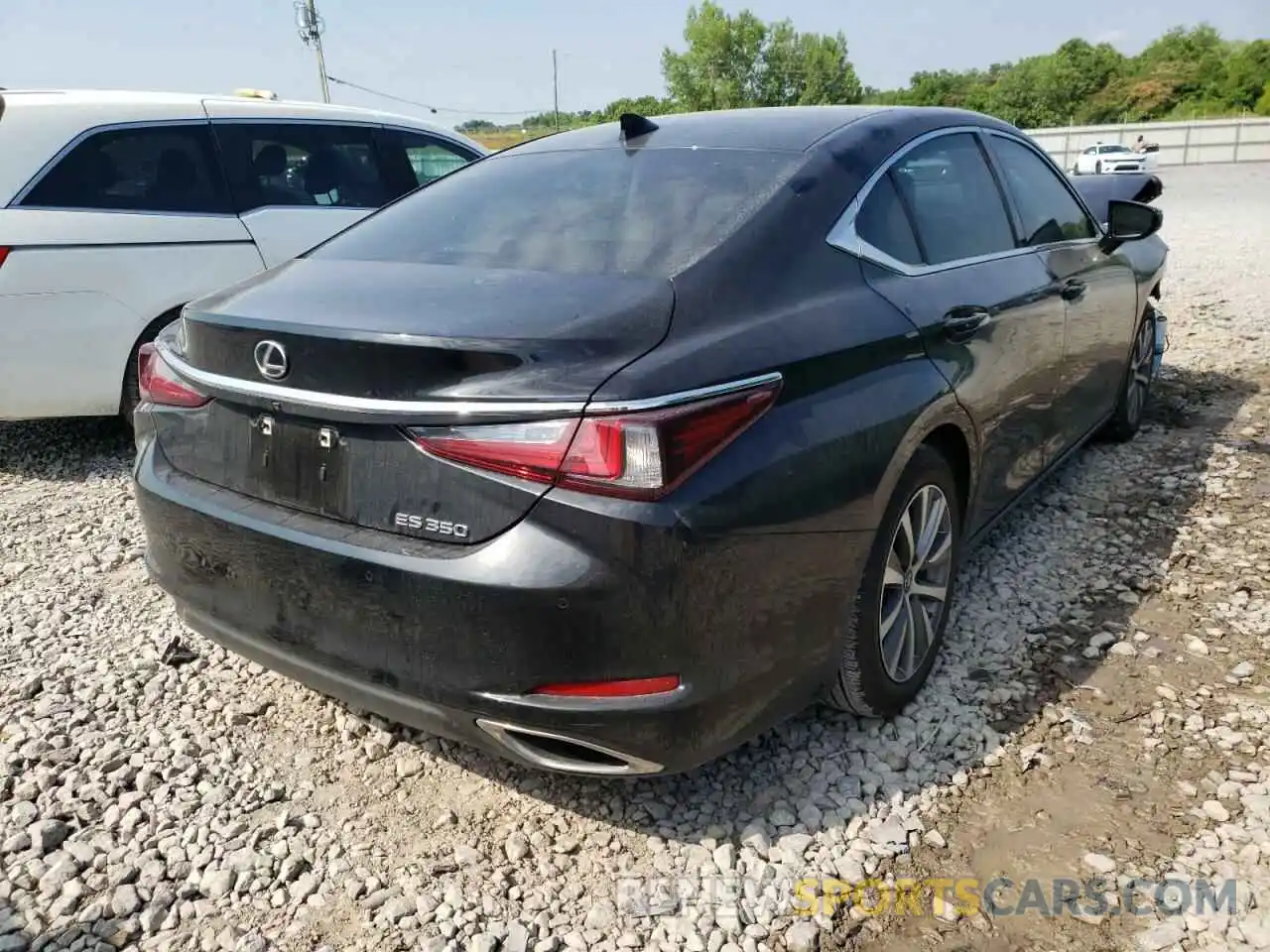 4 Photograph of a damaged car 58ADZ1B15LU078097 LEXUS ES350 2020