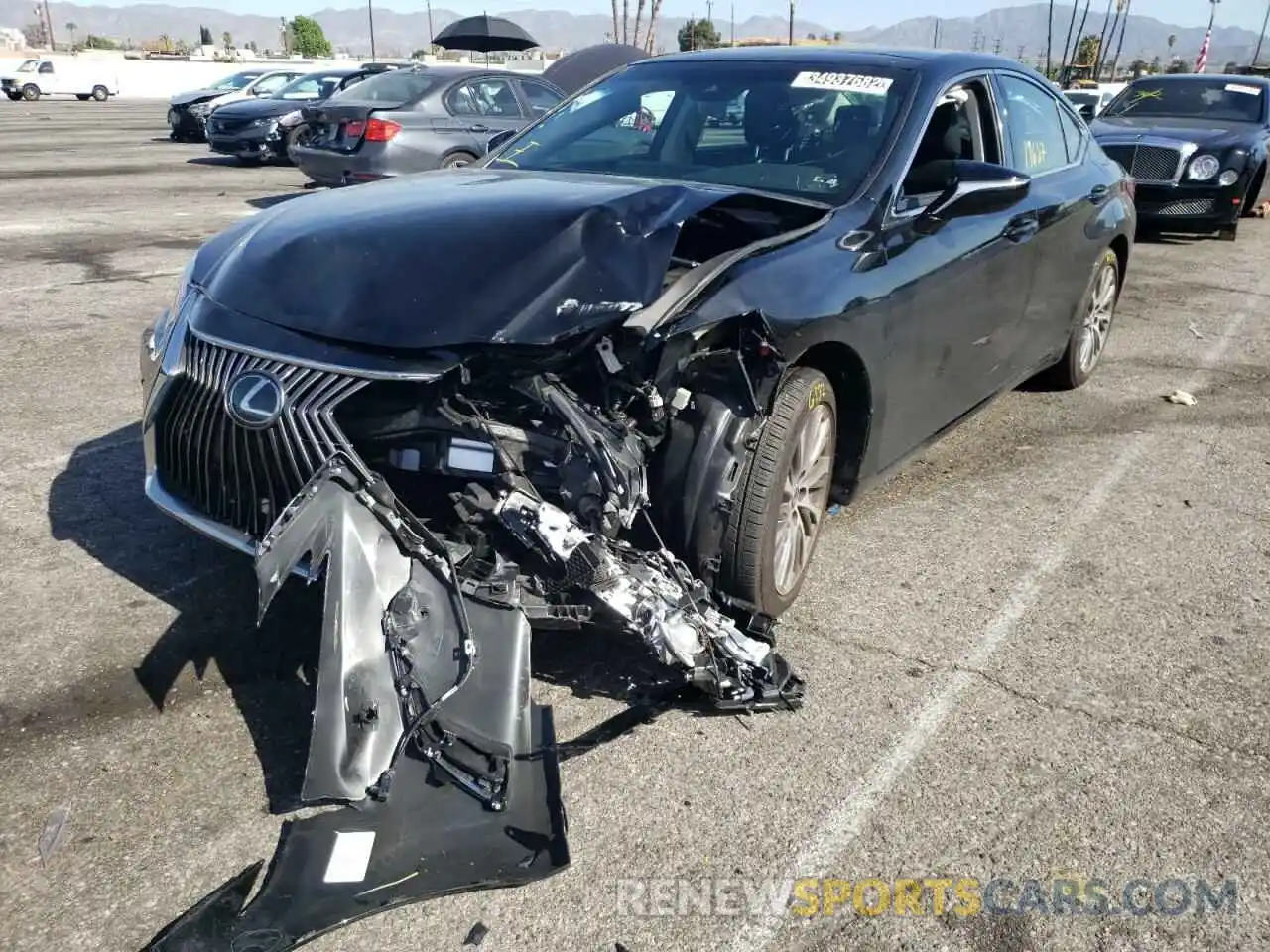 2 Photograph of a damaged car 58ADZ1B16LU060885 LEXUS ES350 2020