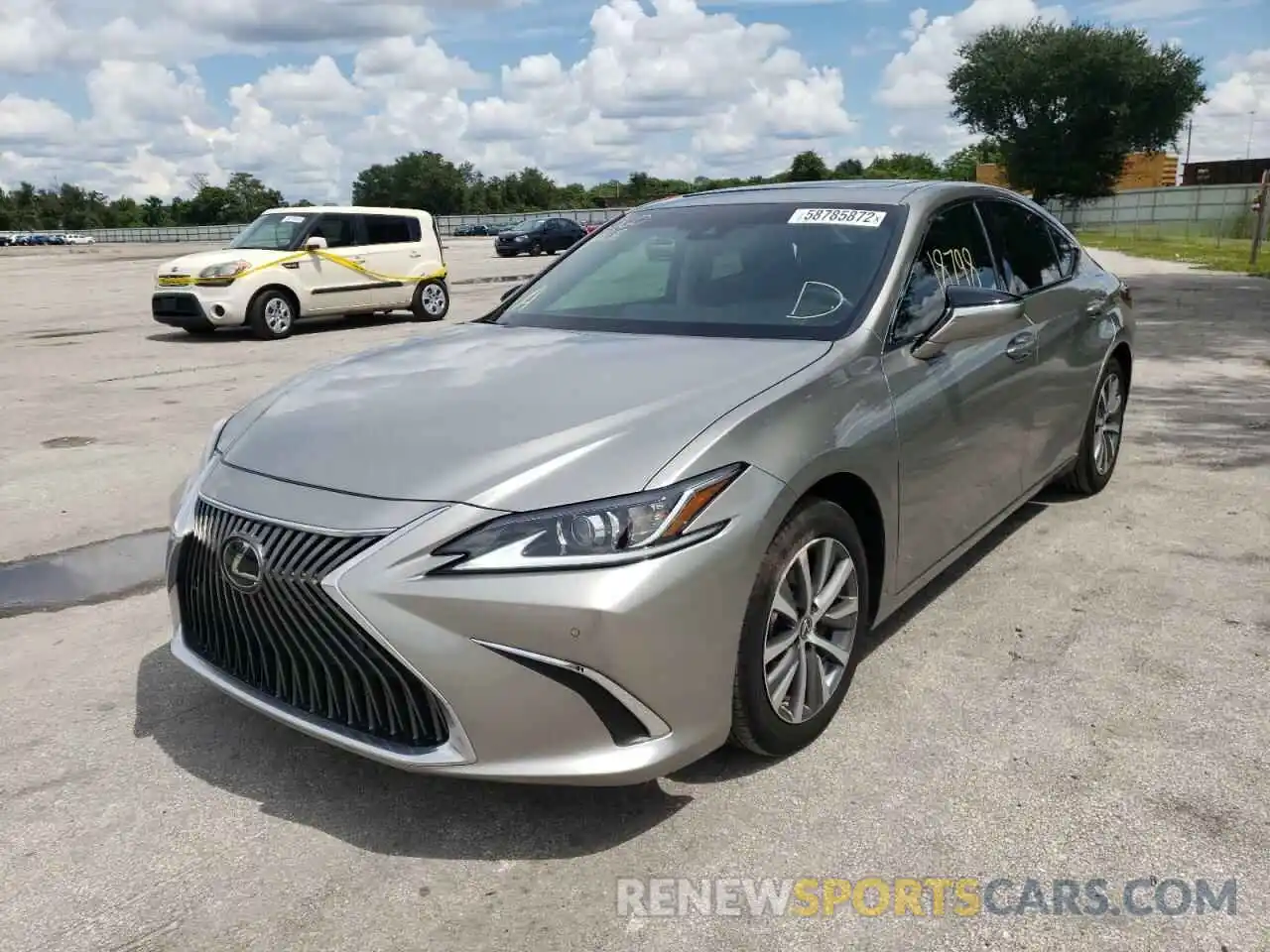 2 Photograph of a damaged car 58ADZ1B16LU061423 LEXUS ES350 2020