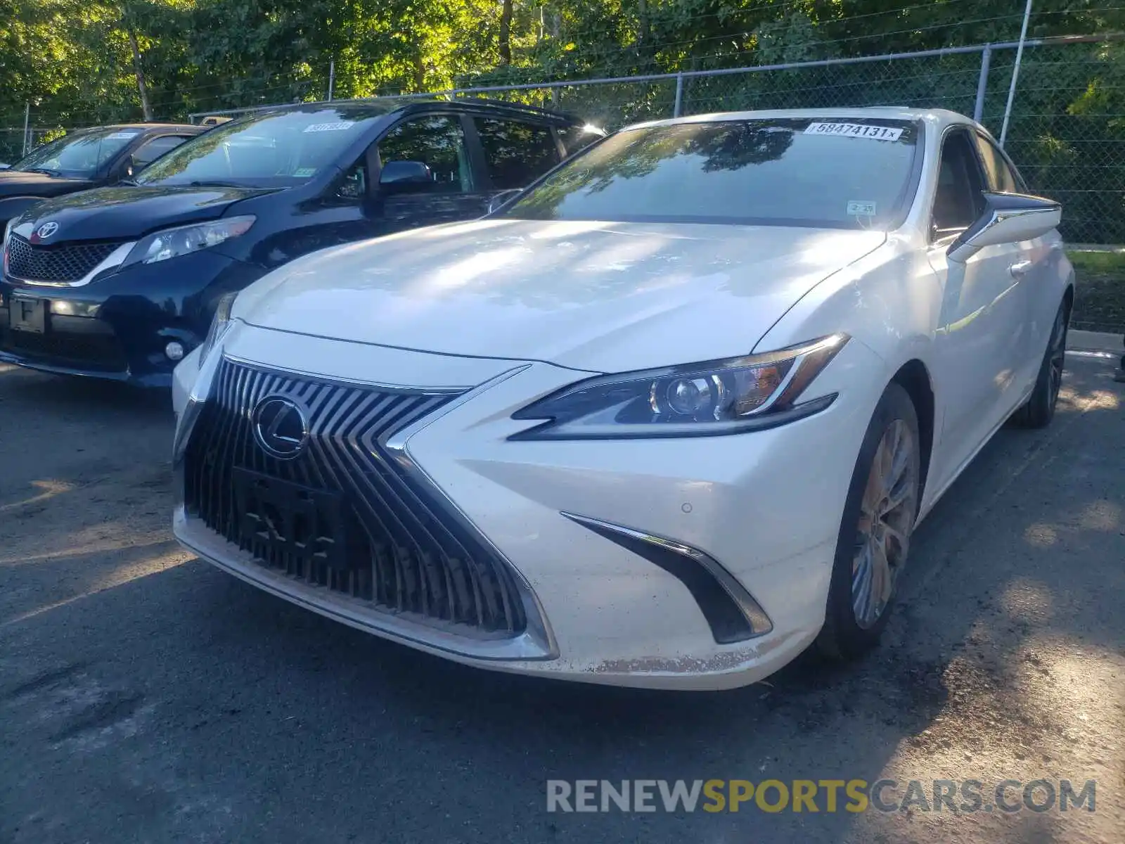 2 Photograph of a damaged car 58ADZ1B17LU061544 LEXUS ES350 2020