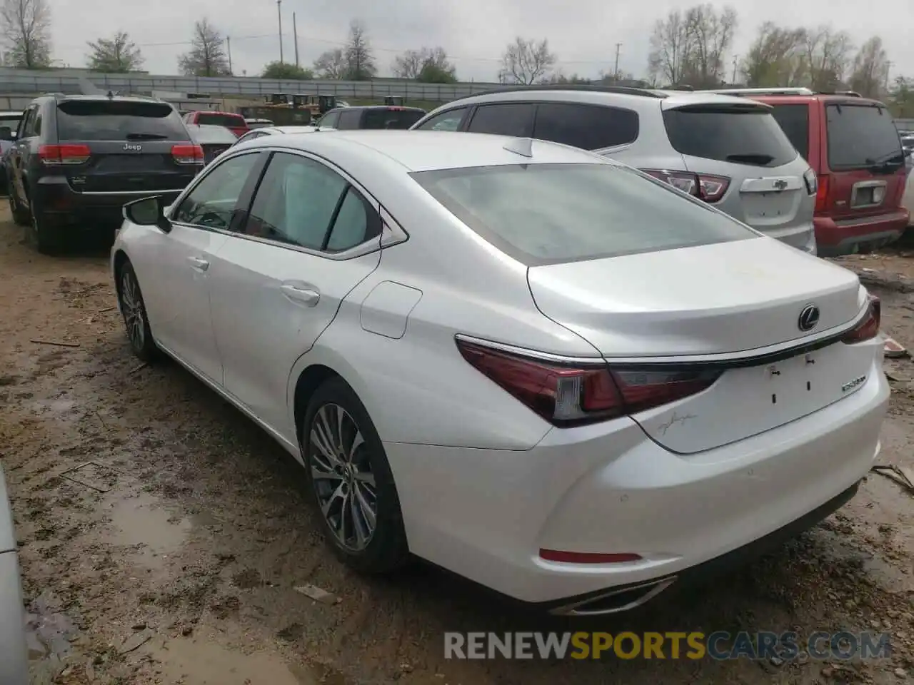 3 Photograph of a damaged car 58ADZ1B17LU079204 LEXUS ES350 2020