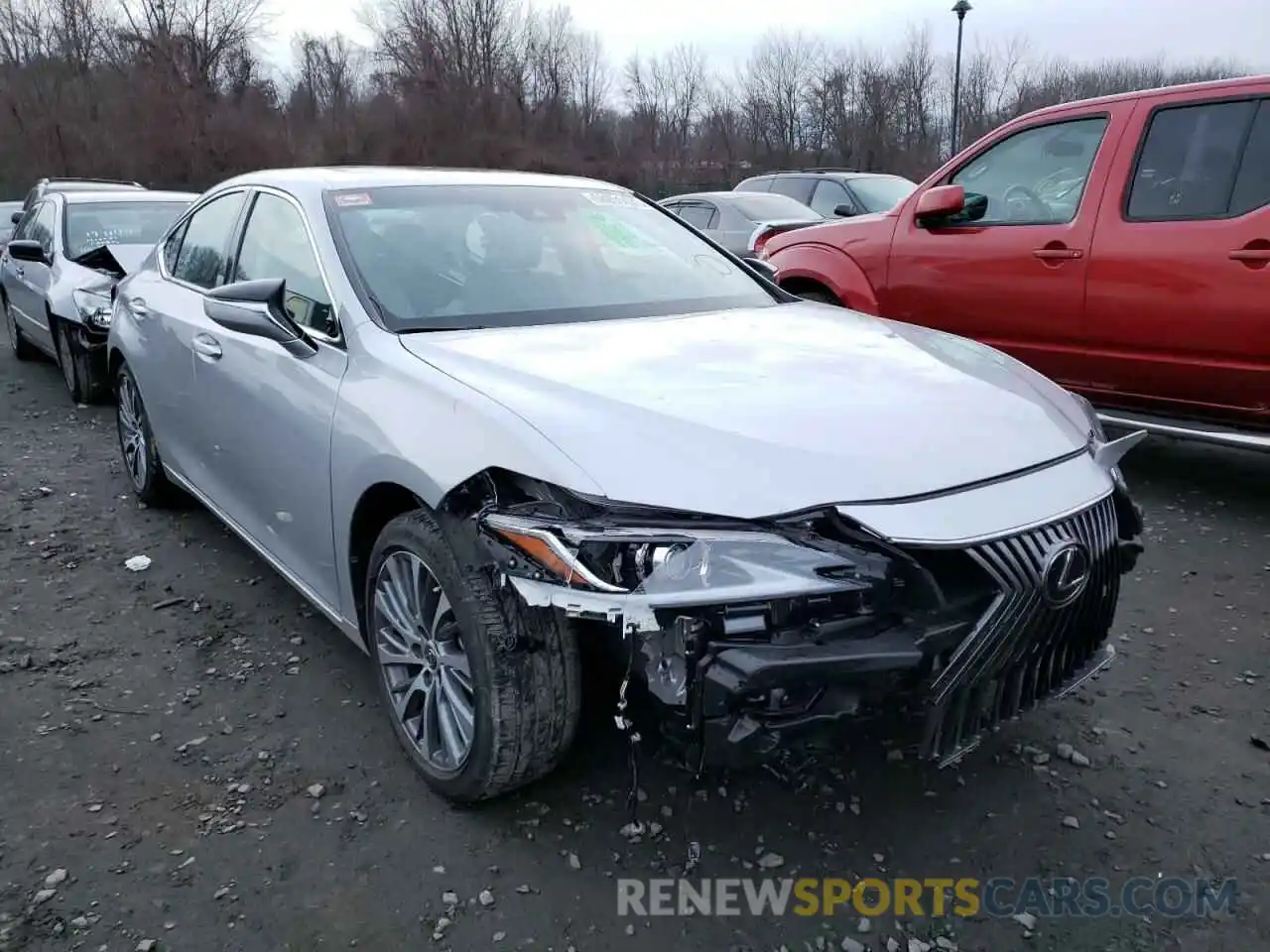 1 Photograph of a damaged car 58ADZ1B17LU081664 LEXUS ES350 2020