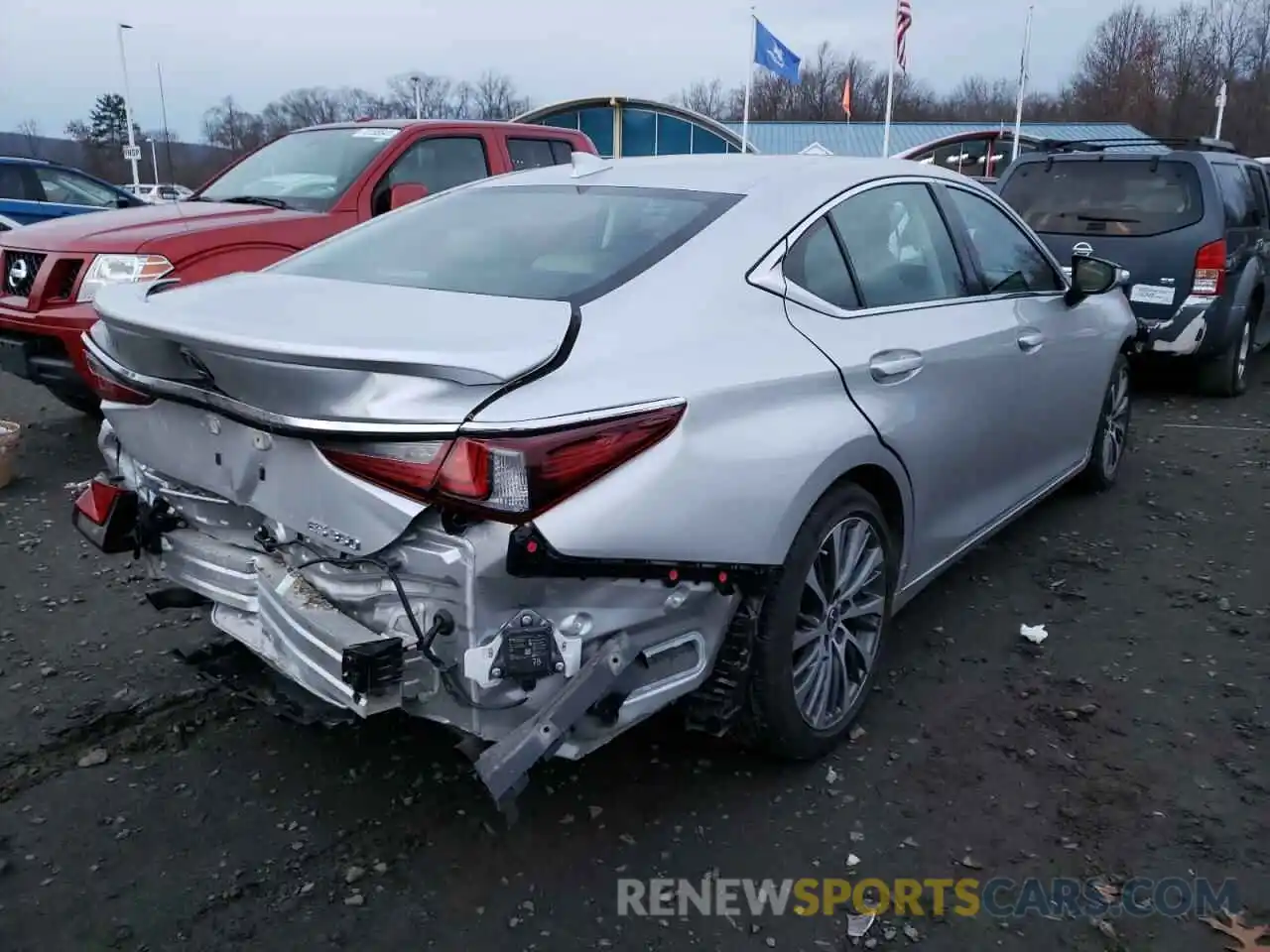 4 Photograph of a damaged car 58ADZ1B17LU081664 LEXUS ES350 2020