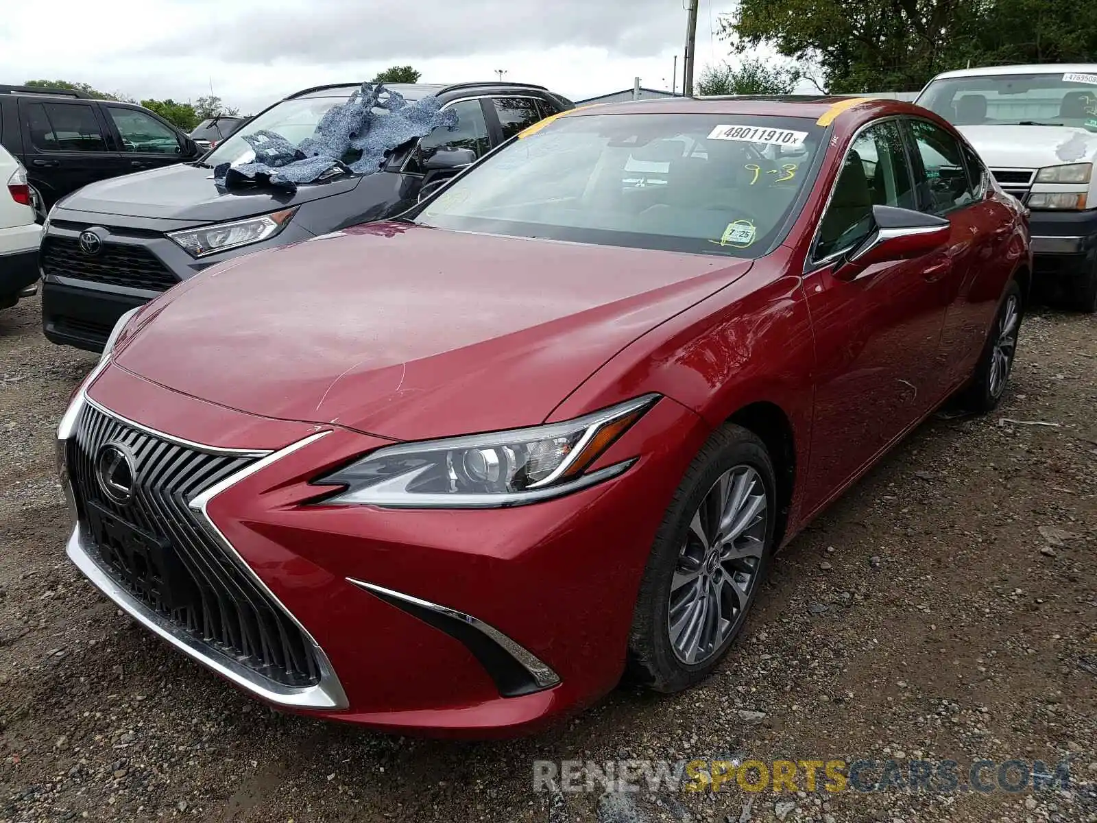 2 Photograph of a damaged car 58ADZ1B18LU069037 LEXUS ES350 2020