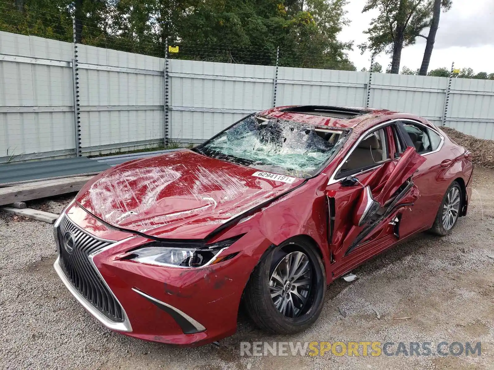 2 Photograph of a damaged car 58ADZ1B18LU081740 LEXUS ES350 2020