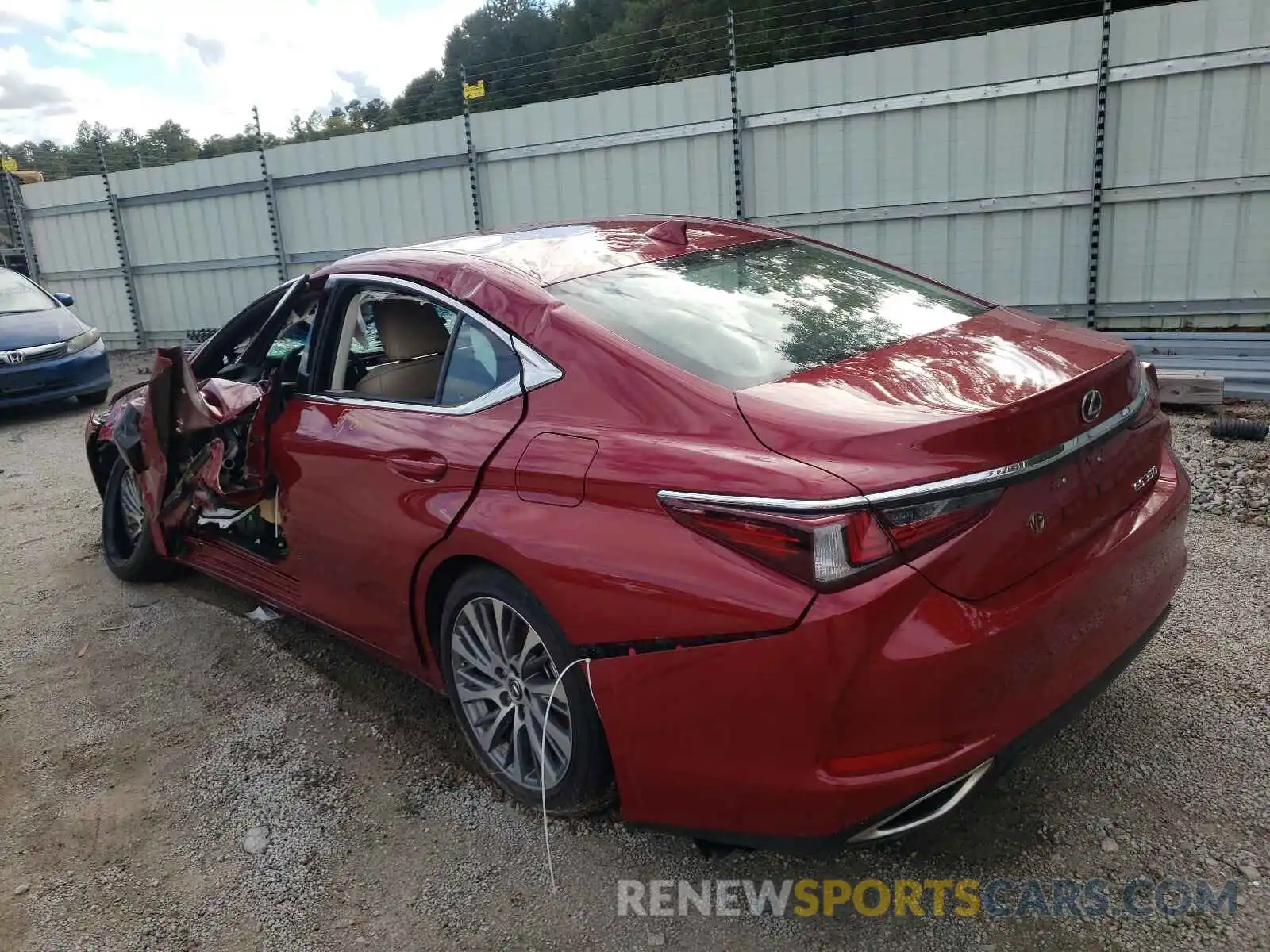 3 Photograph of a damaged car 58ADZ1B18LU081740 LEXUS ES350 2020