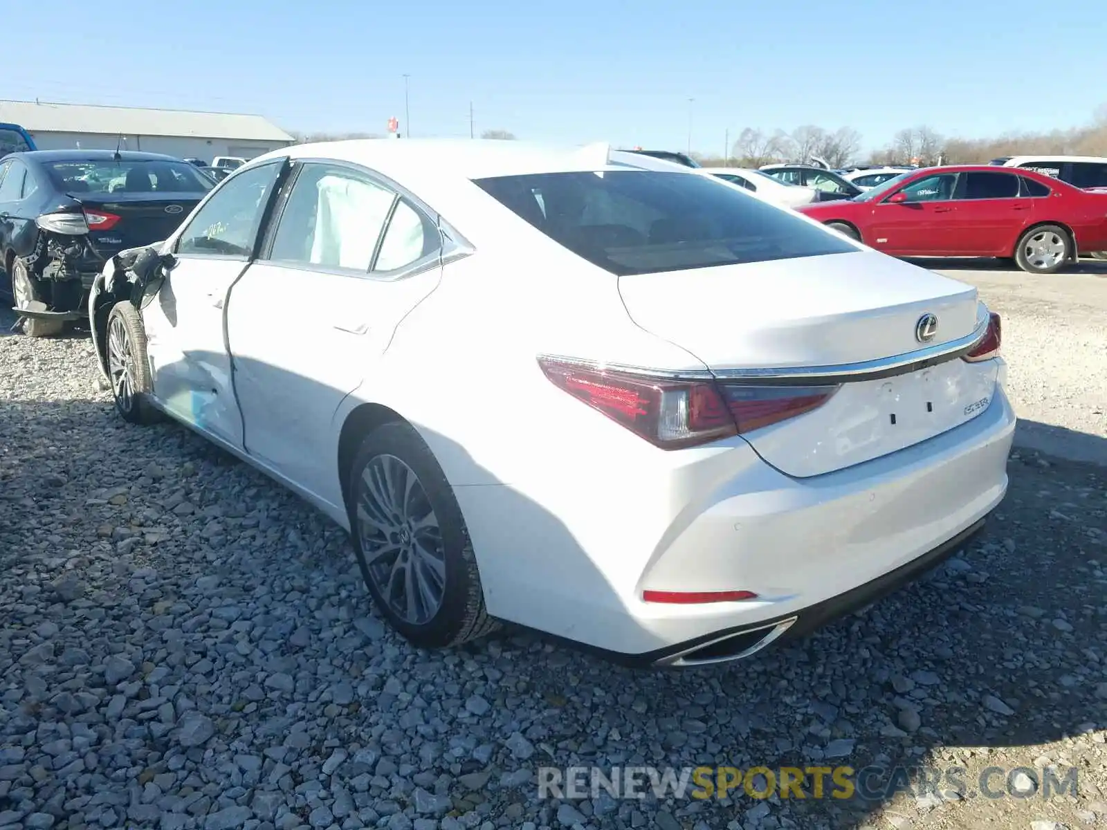 3 Photograph of a damaged car 58ADZ1B18LU082046 LEXUS ES350 2020