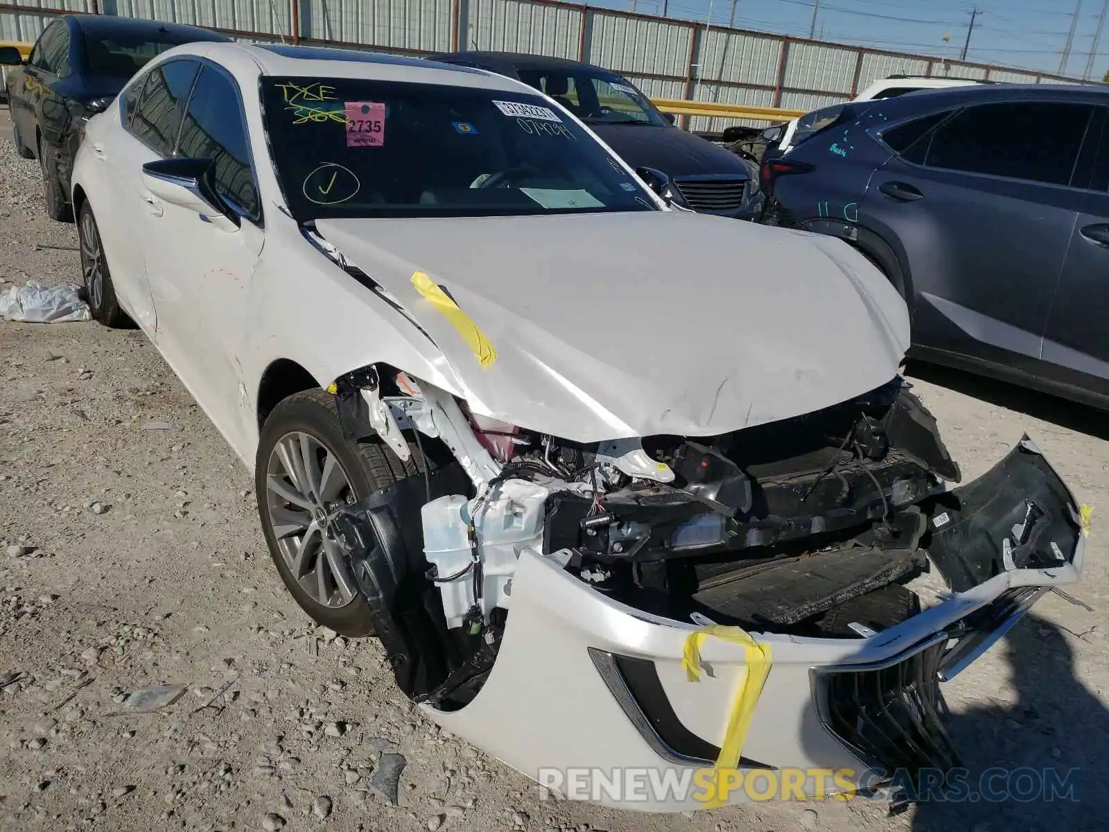 1 Photograph of a damaged car 58ADZ1B19LU074294 LEXUS ES350 2020