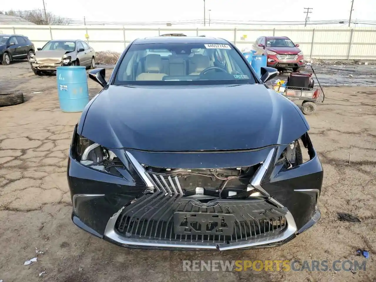 5 Photograph of a damaged car 58ADZ1B19LU075722 LEXUS ES350 2020