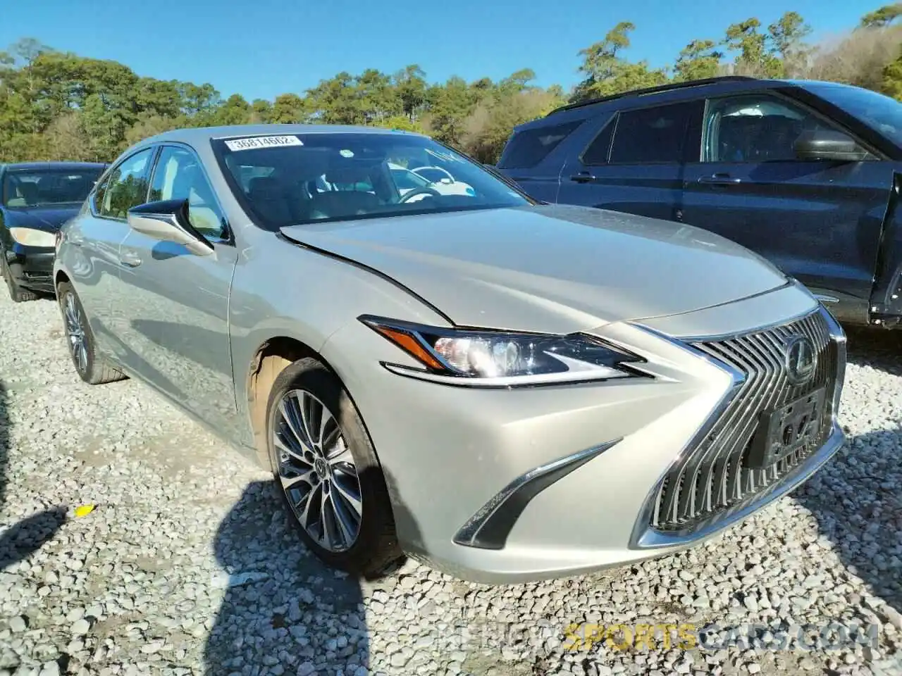 1 Photograph of a damaged car 58ADZ1B1XLU063224 LEXUS ES350 2020