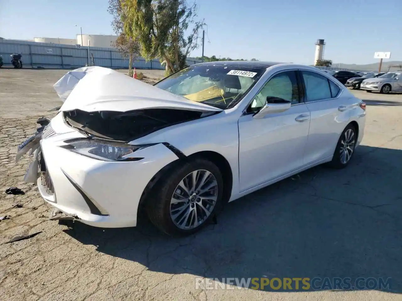 2 Photograph of a damaged car 58ADZ1B1XLU065331 LEXUS ES350 2020