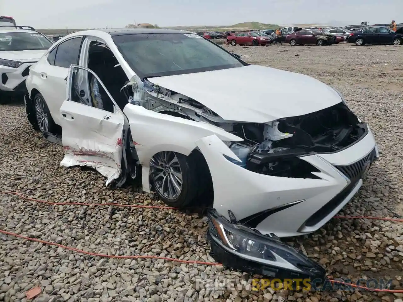 1 Photograph of a damaged car 58ADZ1B1XLU069329 LEXUS ES350 2020