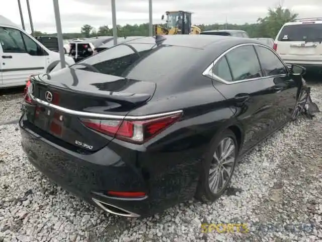 4 Photograph of a damaged car 58ADZ1B1XLU076569 LEXUS ES350 2020