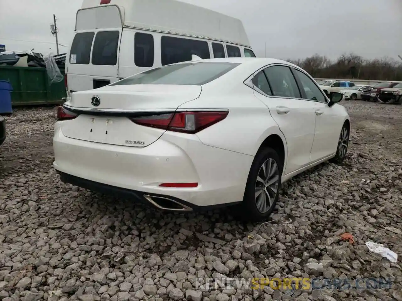 4 Photograph of a damaged car 58ADZ1B1XLU078855 LEXUS ES350 2020