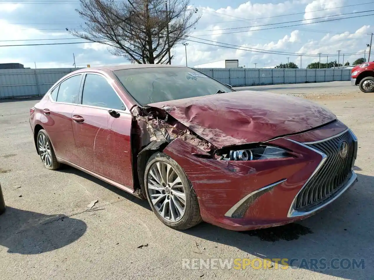 1 Photograph of a damaged car 58AEZ1B10LU057419 LEXUS ES350 2020